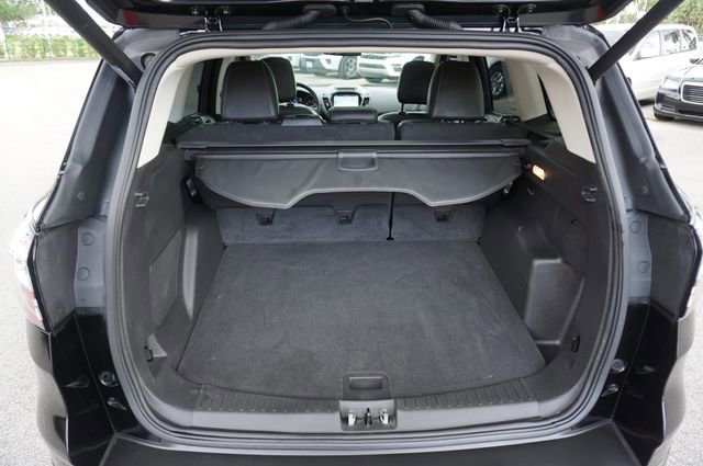 Certified 2018 Ford Escape Titanium FWD image 19