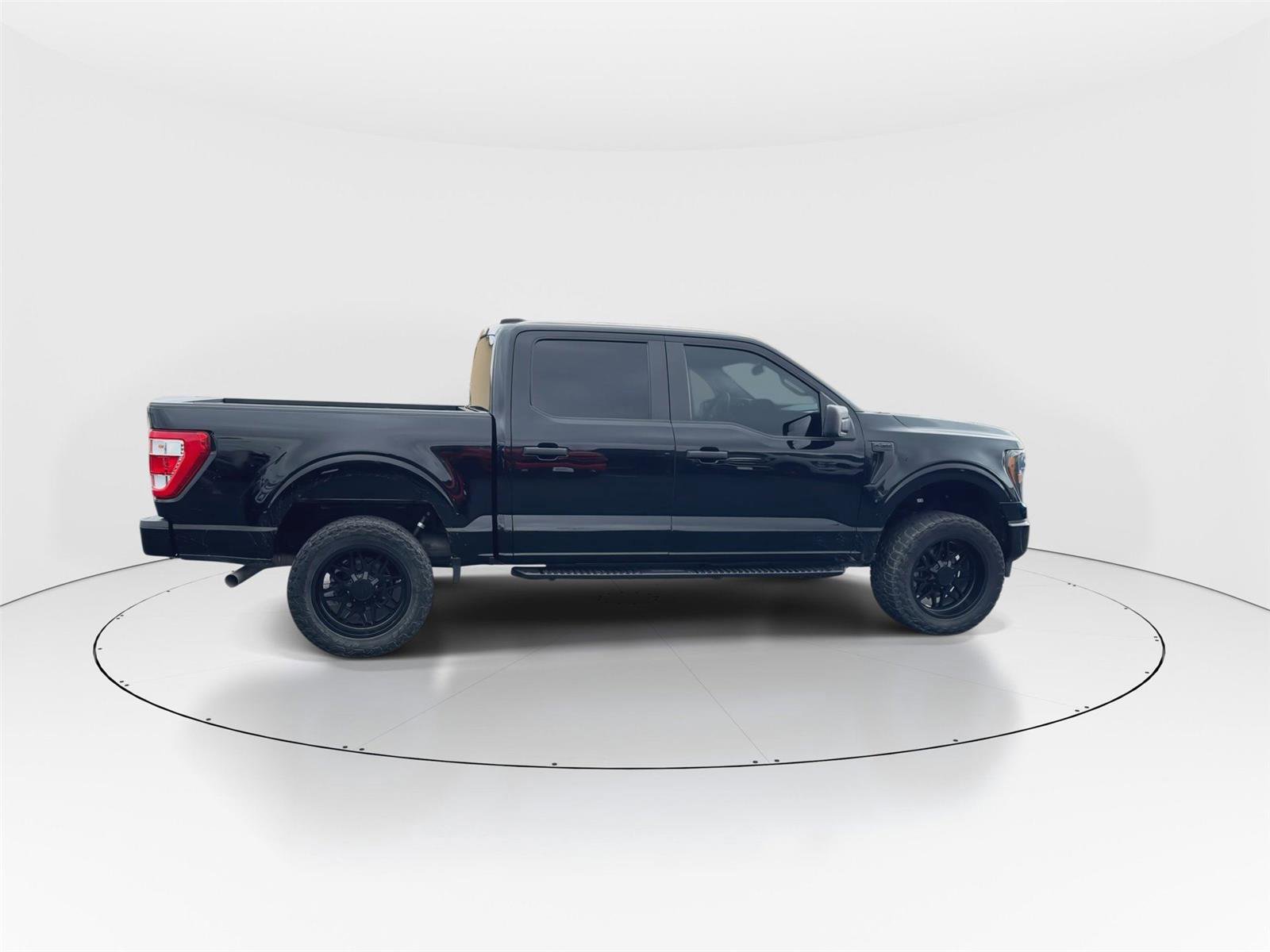 Certified 2023 Ford F150 XL w/ STX Appearance Package image 3