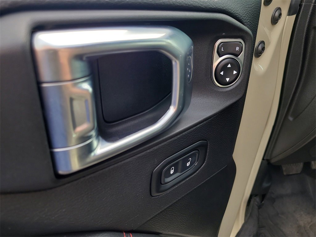 Used 2022 Jeep Gladiator Rubicon w/ LED Lighting Group image 15