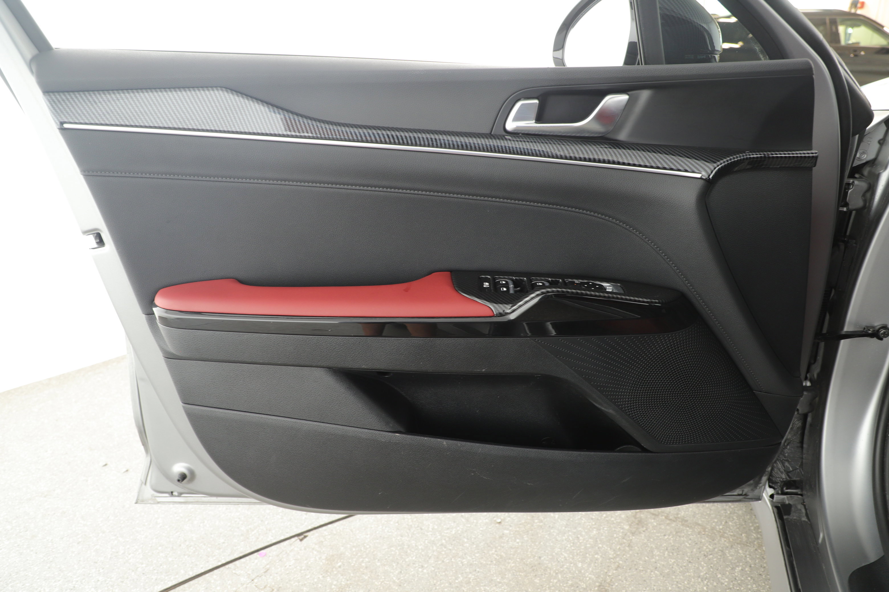 Used 2026 Kia K5 GT-Line w/ GT-Line Red Interior Package image 8