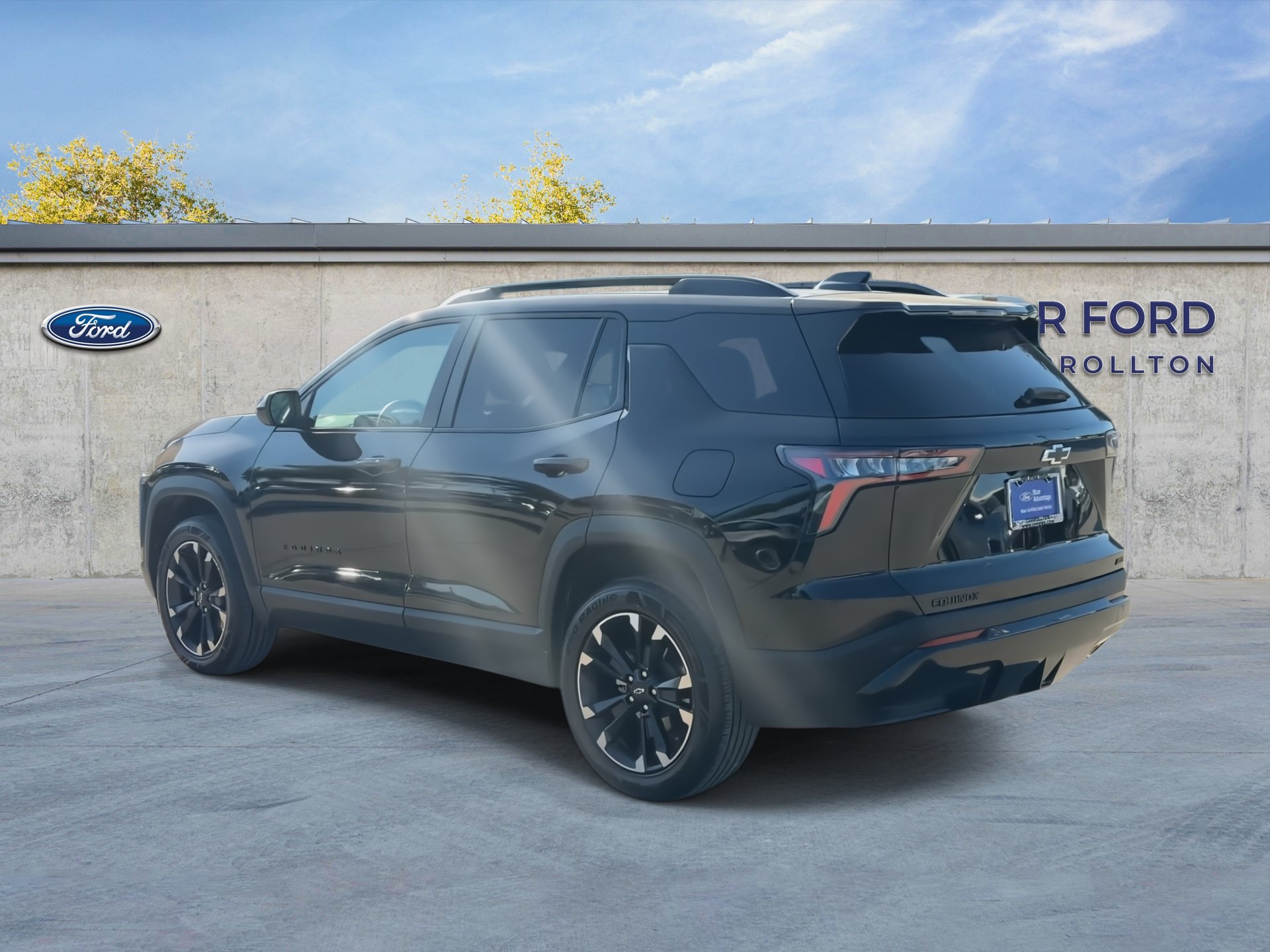 Used 2025 Chevrolet Equinox RS FWD image 6