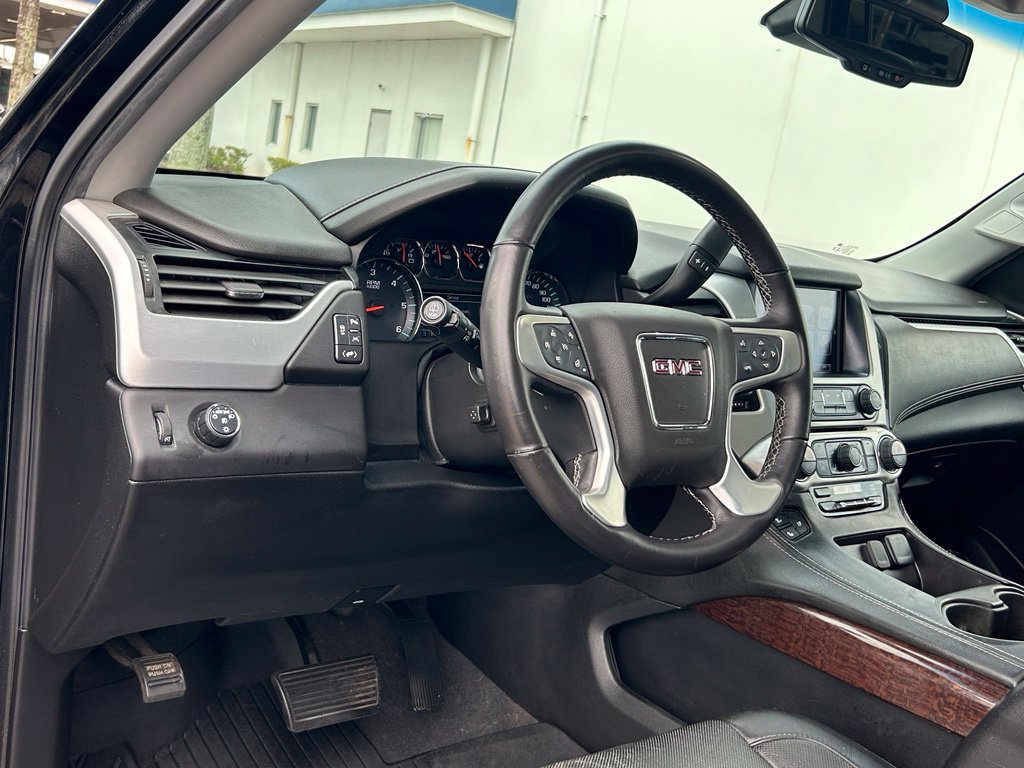 Used 2020 GMC Yukon SLT w/ Open Road Package RWD image 35