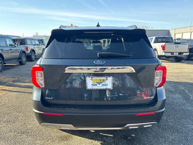Certified 2022 Ford Explorer XLT w/ Equipment Group 202A image 6