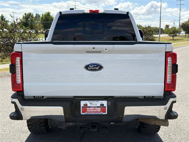 Certified 2024 Ford F250 Lariat w/ FX4 Off-Road Package AWD/4WD image 4