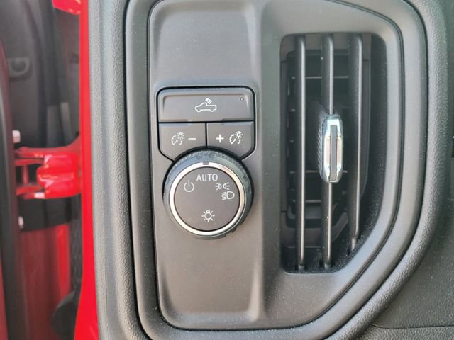 Used 2023 Chevrolet Silverado 1500 Custom image 21