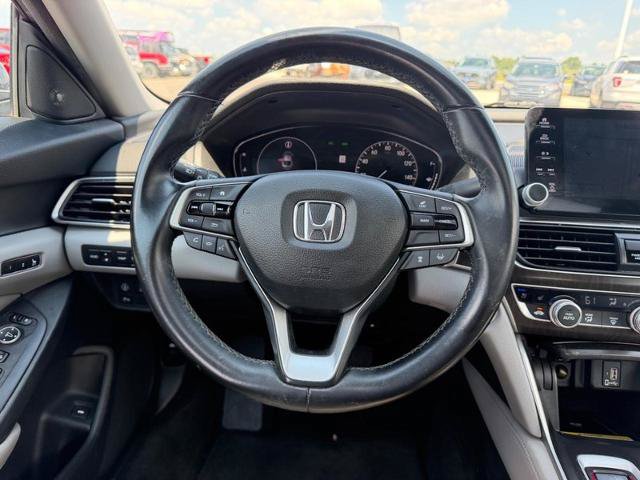 Used 2018 Honda Accord Touring image 12
