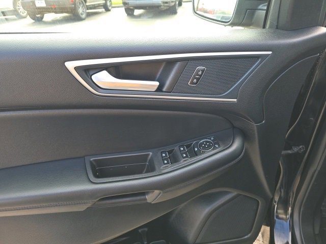 Certified 2024 Ford Edge SEL image 12