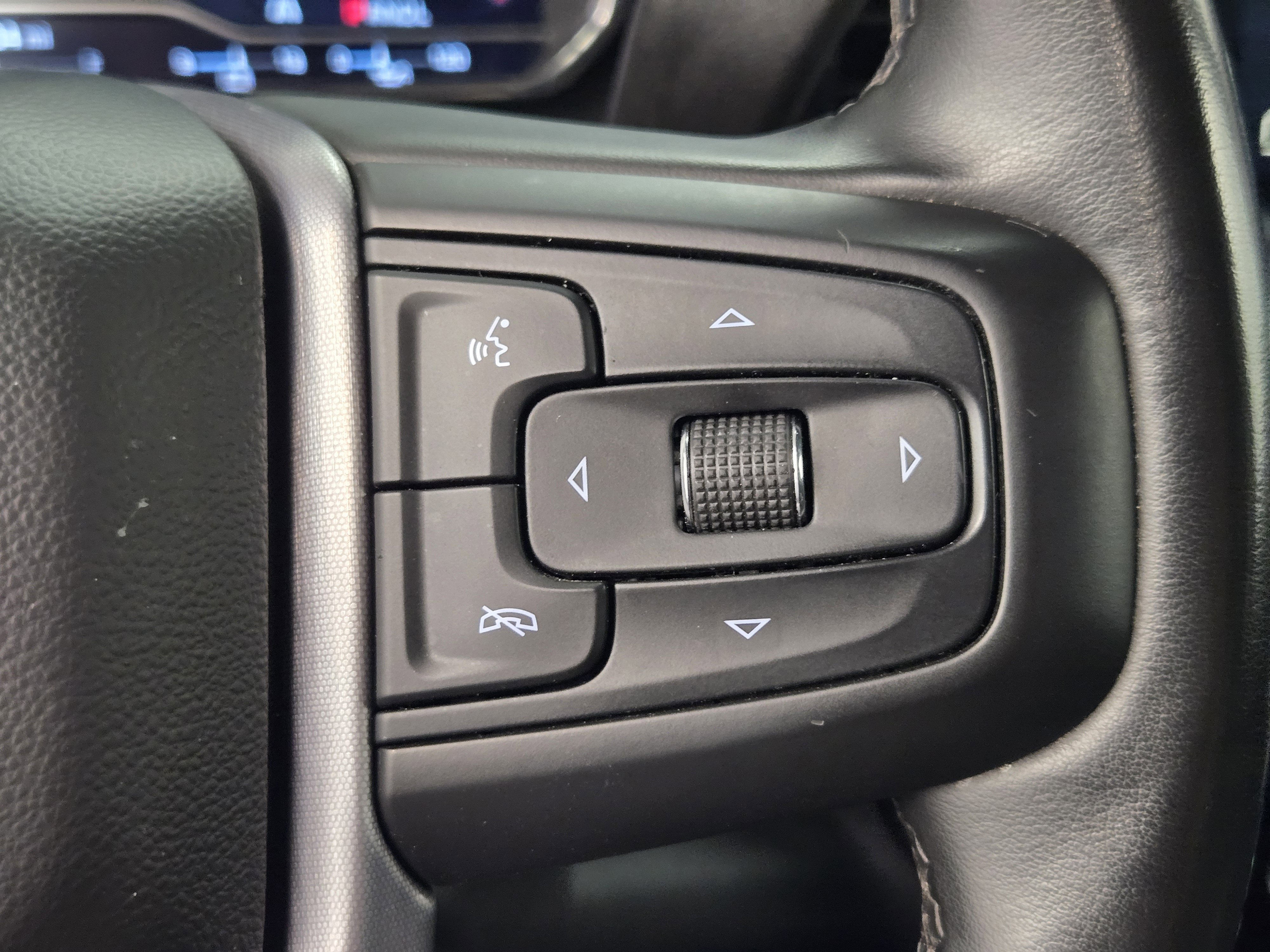 Used 2024 GMC Sierra 1500 SLT RWD image 29