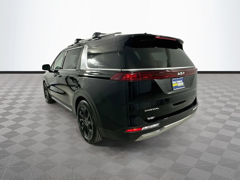 Used 2024 Kia Carnival SX FWD image 8
