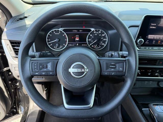 Used 2024 Nissan Rogue S FWD image 14