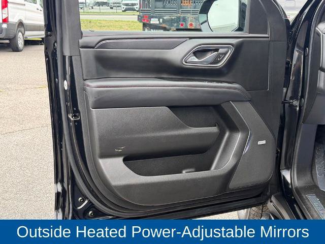 Used 2023 Chevrolet Tahoe RST w/ Luxury Package AWD/4WD image 15