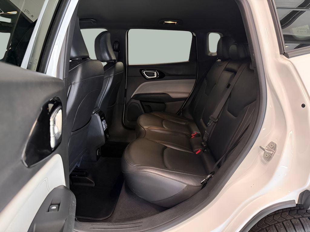 Used 2024 Jeep Compass Limited AWD/4WD image 10