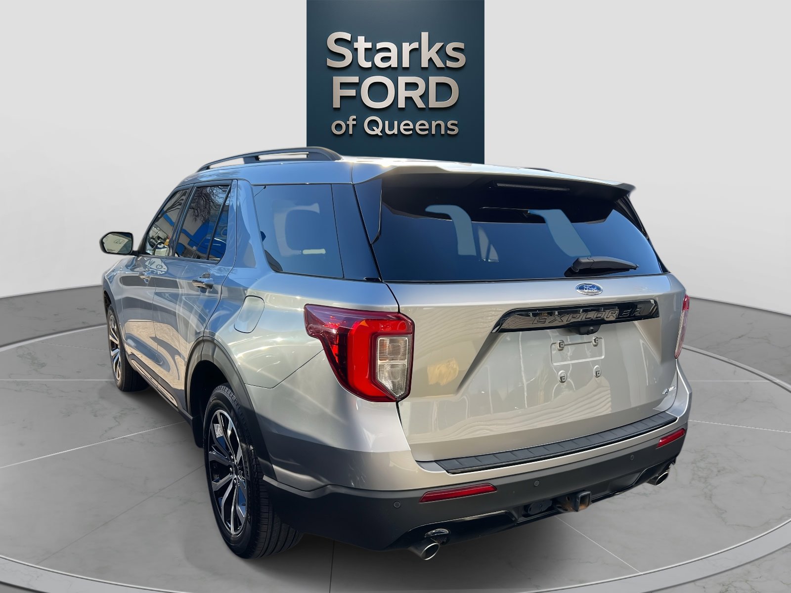 Certified 2022 Ford Explorer ST-Line w/ Class IV Trailer Tow Package image 6