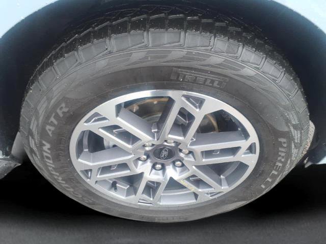 Certified 2025 Ford Expedition Active image 9