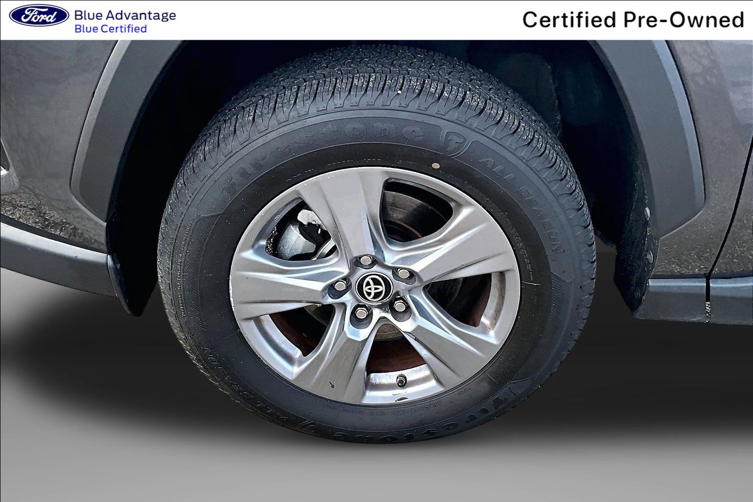 Used 2024 Toyota RAV4 LE AWD/4WD image 9