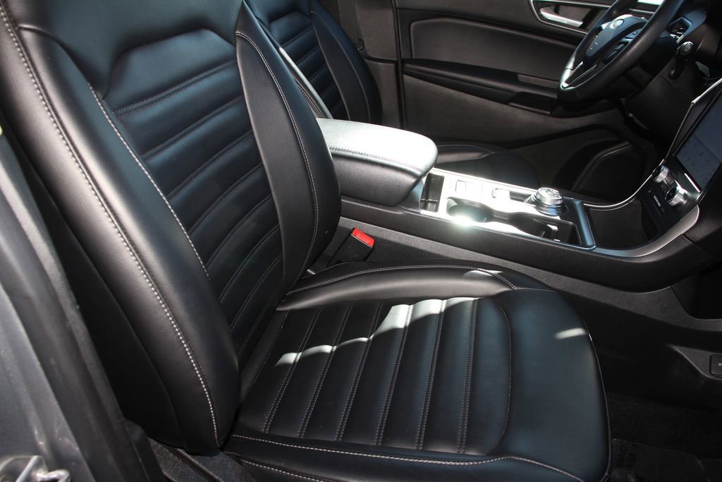 Certified 2022 Ford Edge SEL w/ Convenience Package image 28