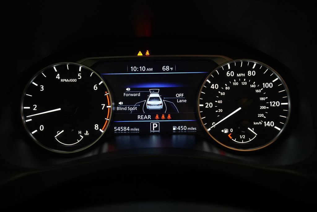 Used 2024 Nissan Altima 2.5 SV FWD image 2