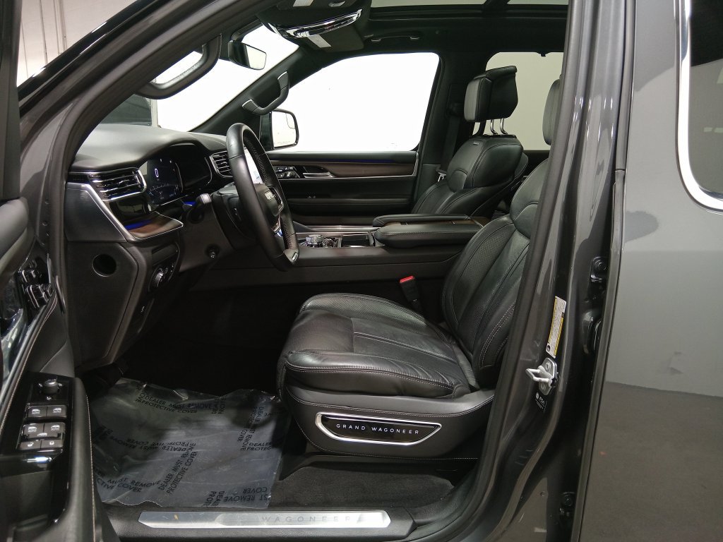 Used 2022 Jeep Grand Wagoneer Series I AWD/4WD image 18