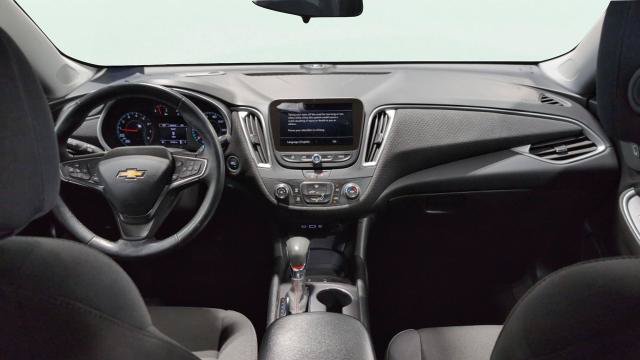 Used 2025 Chevrolet Malibu RS FWD image 21