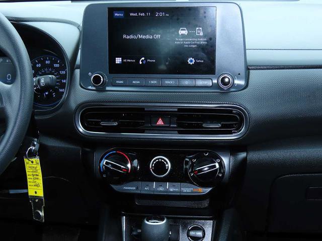 Used 2023 Hyundai Kona SE image 26