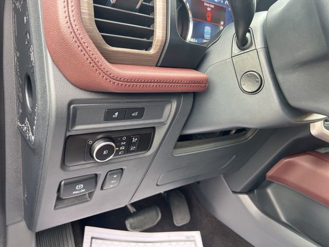 Certified 2023 Ford Expedition Limited image 10