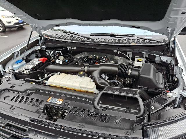 Certified 2025 Ford Expedition Active AWD/4WD image 26
