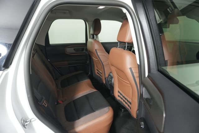 Certified 2025 Ford Bronco Sport Outer Banks w/ Outer Banks Tech Package+ AWD/4WD image 23