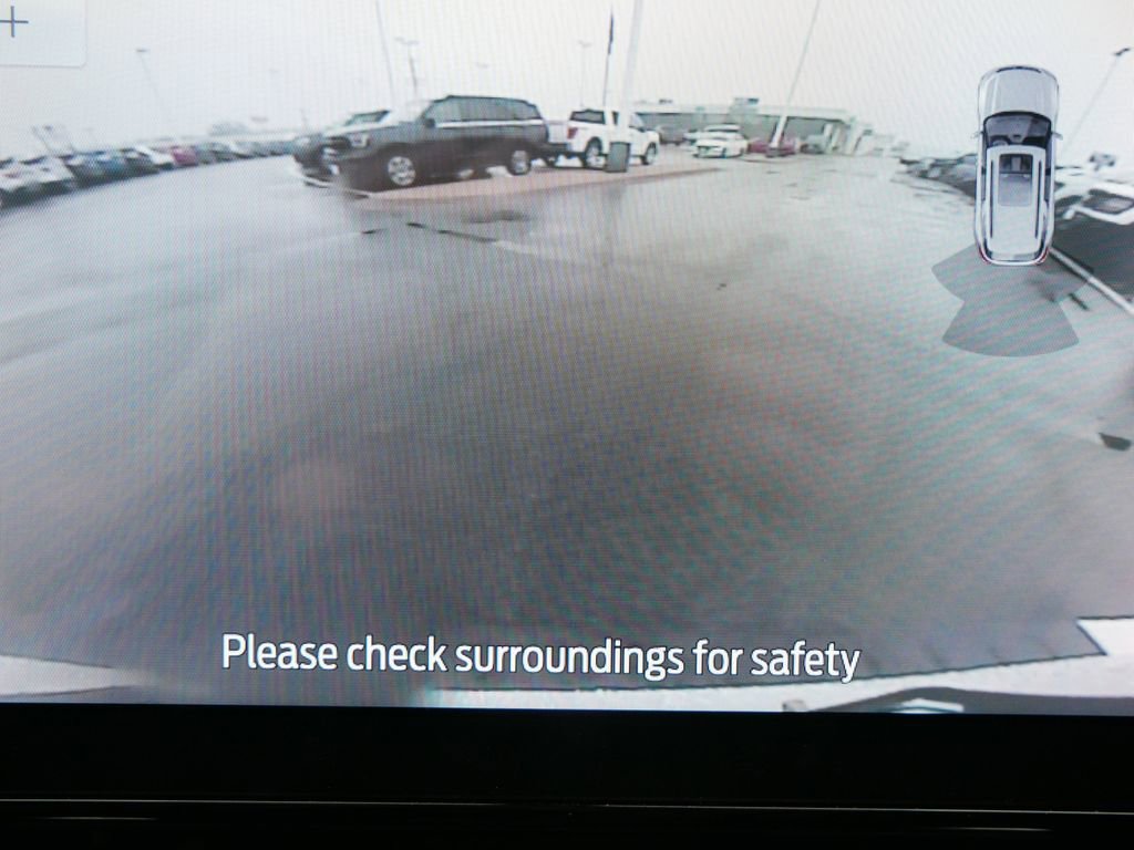 Certified 2025 Ford Escape Platinum image 10