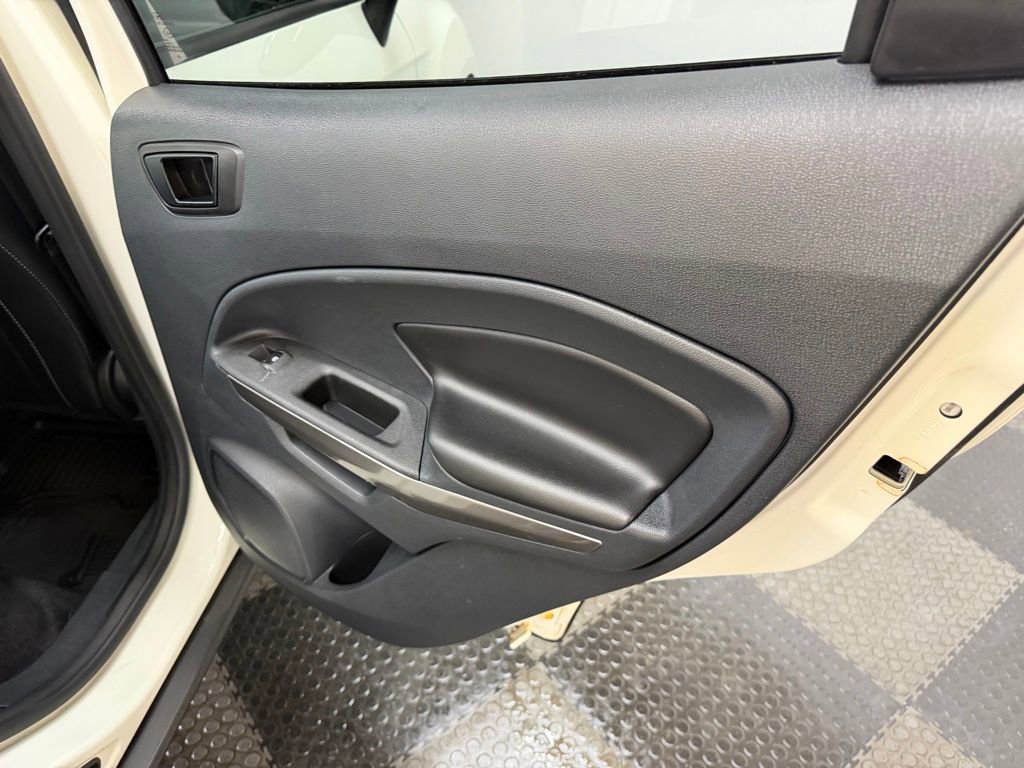 Certified 2019 Ford EcoSport SES w/ SES Black Appearance Package AWD/4WD image 37