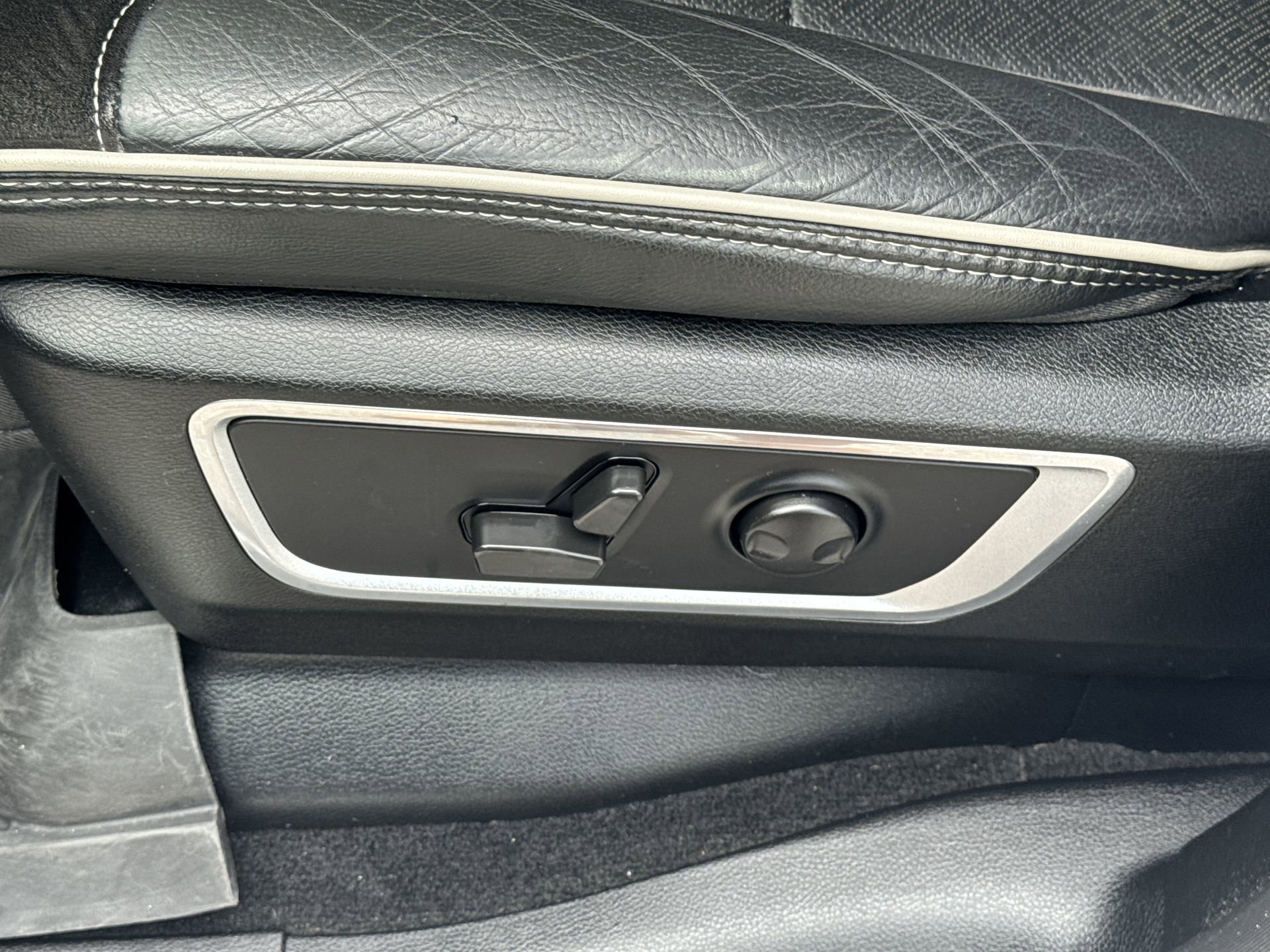 Used 2022 RAM 1500 Laramie image 49