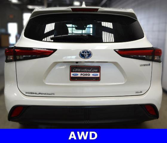 Used 2020 Toyota Highlander XLE image 4