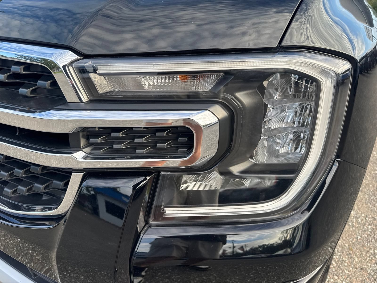 Certified 2024 Ford Ranger XLT w/ Trailer Tow Package AWD/4WD image 14