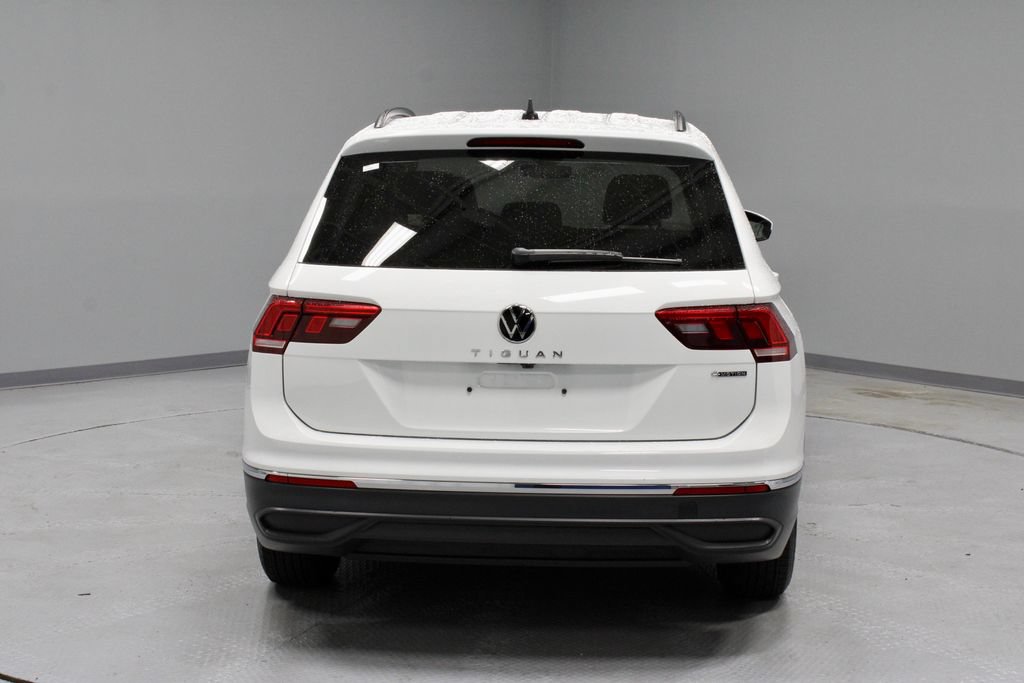 Used 2024 Volkswagen Tiguan S AWD/4WD image 11