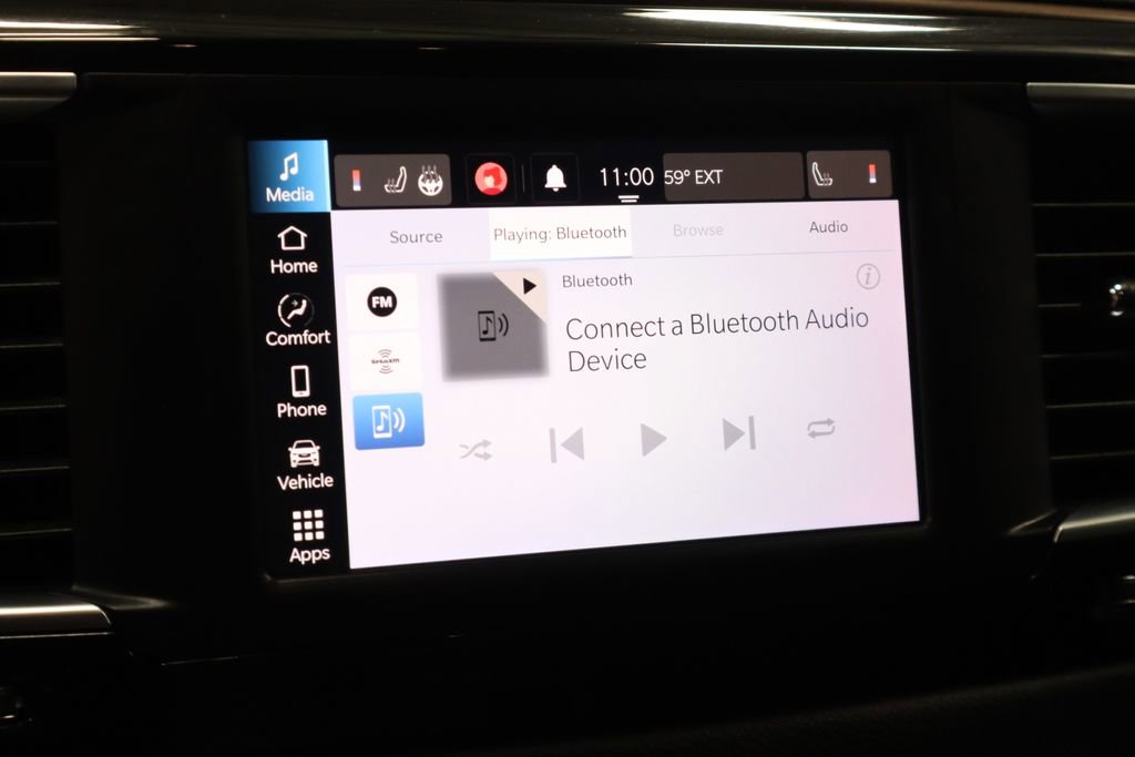 Used 2023 Chrysler Voyager LX FWD image 2
