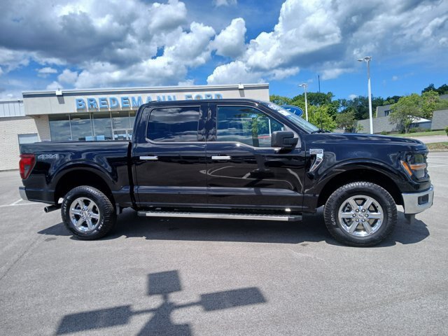 Certified 2025 Ford F150 XLT w/ Equipment Group 301A Standard AWD/4WD image 3