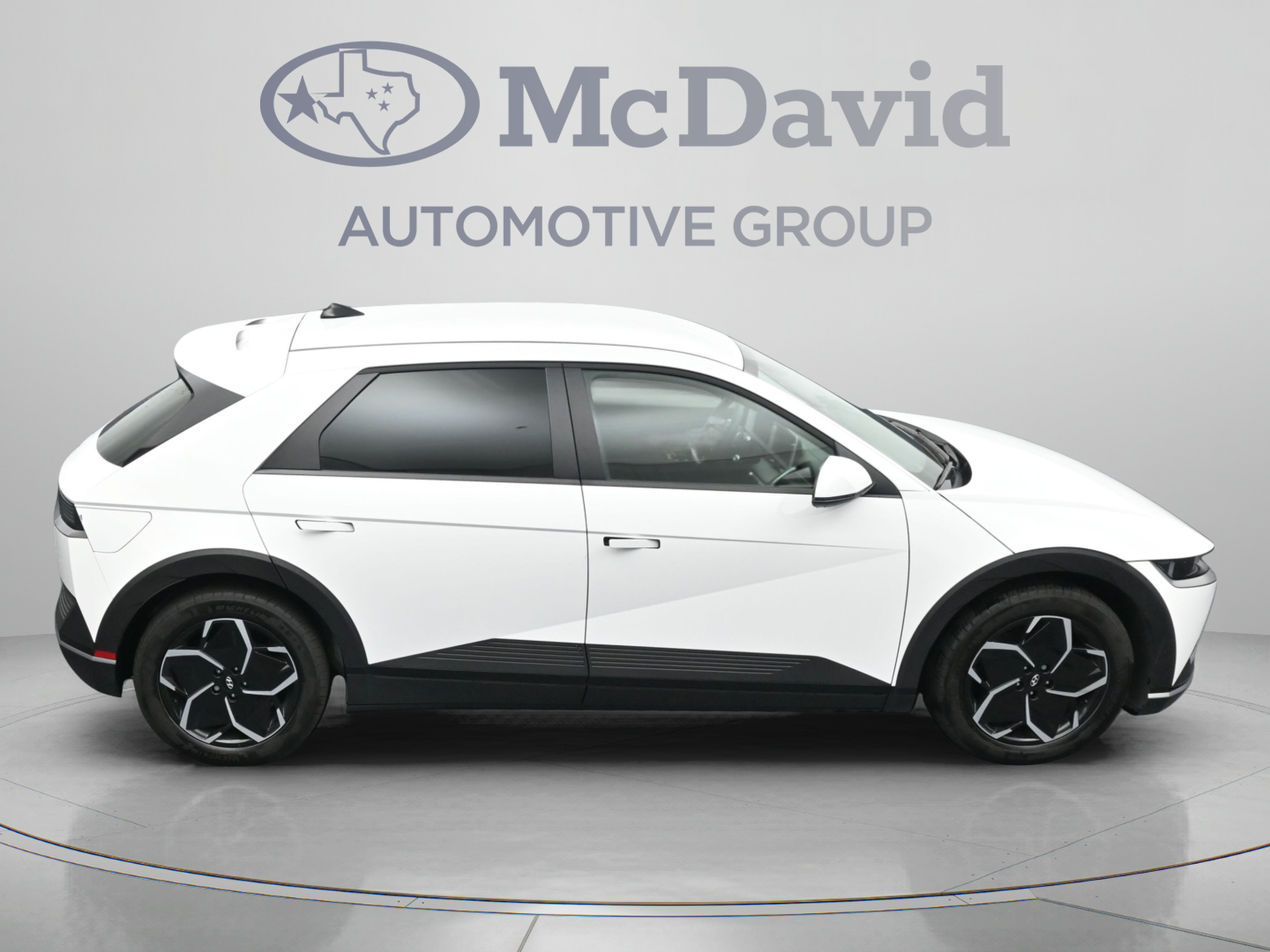 Used 2024 Hyundai Ioniq 5 SEL RWD image 39
