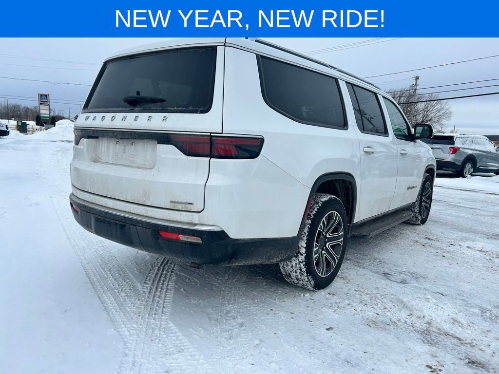 Used 2024 Jeep Wagoneer L Series II w/ Flexible Seating Group image 6