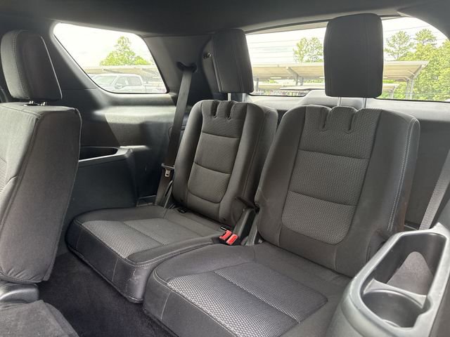 Certified 2018 Ford Explorer XLT FWD image 22