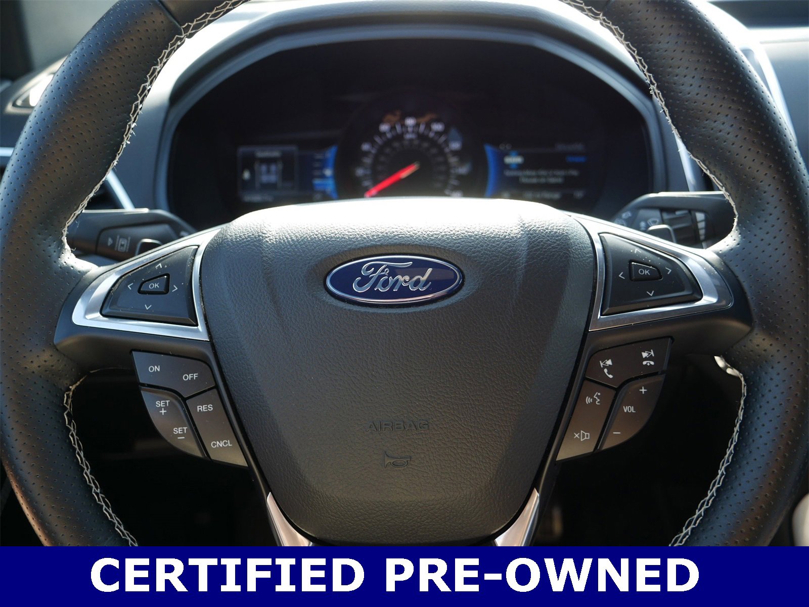 Certified 2022 Ford Edge ST image 23