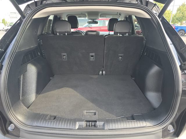 Certified 2025 Ford Escape Platinum AWD/4WD image 19
