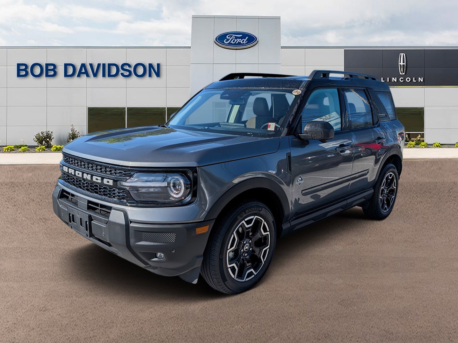 Certified 2025 Ford Bronco Sport Outer Banks w/ Outer Banks Tech Package+ AWD/4WD image 1