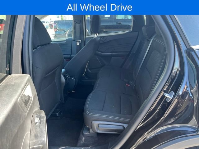 Certified 2025 Ford Escape Active AWD/4WD image 7