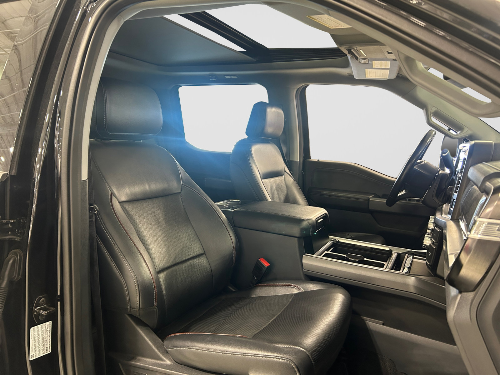 Certified 2023 Ford F250 Lariat w/ Black Appearance Package AWD/4WD image 22