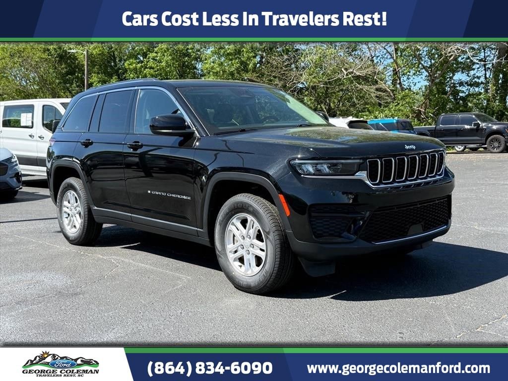 Used 2022 Jeep Grand Cherokee Laredo w/ Luxury Tech Group I