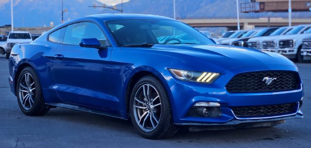 Certified 2017 Ford Mustang Coupe RWD image 7