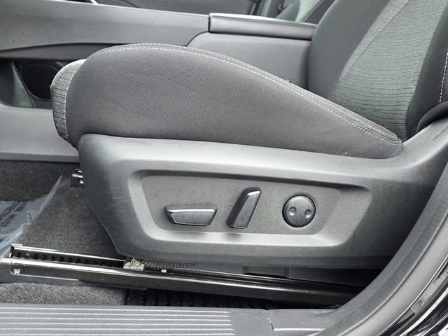 Used 2022 Nissan Rogue SV FWD image 10
