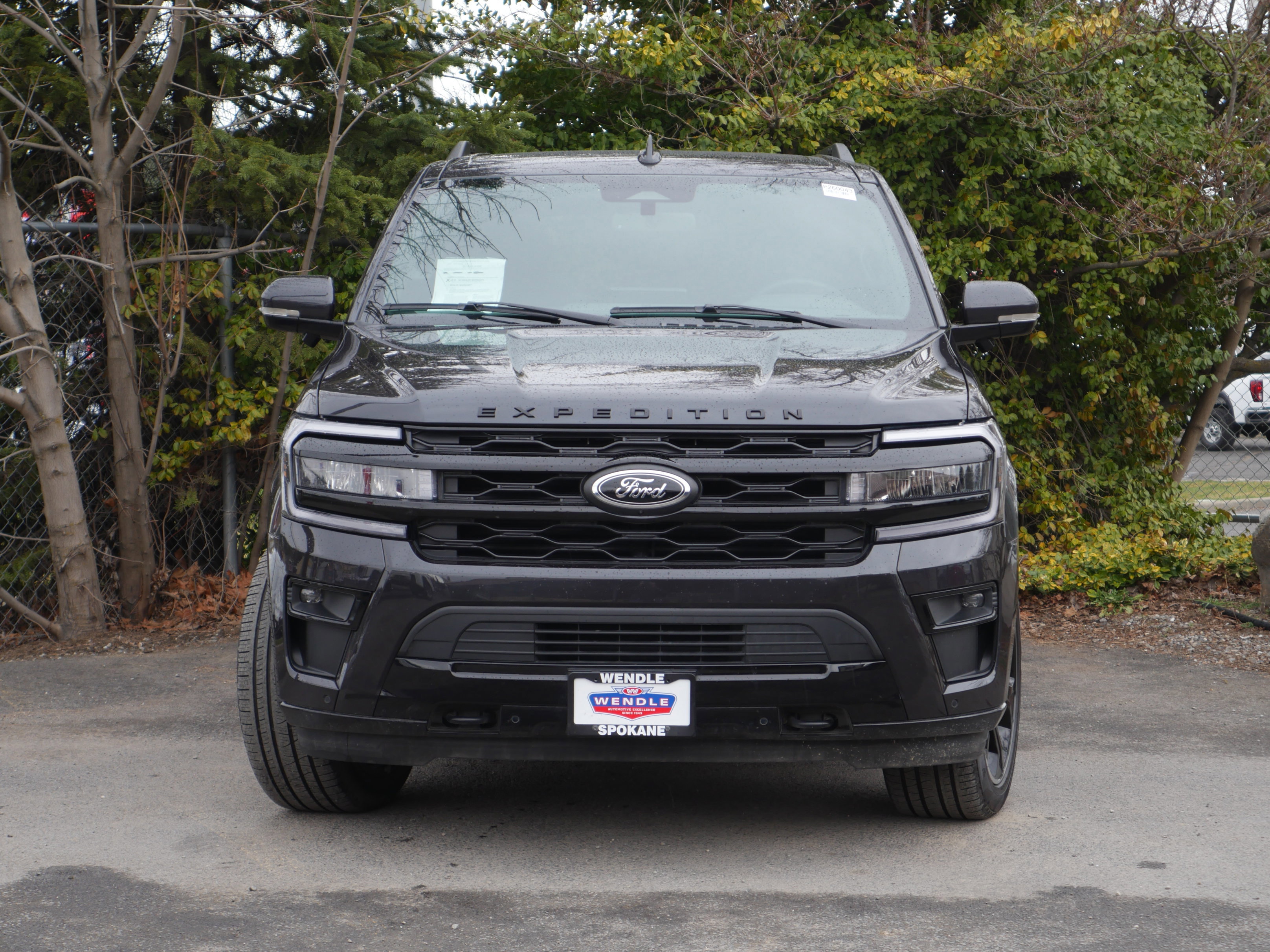 Certified 2024 Ford Expedition Limited image 8