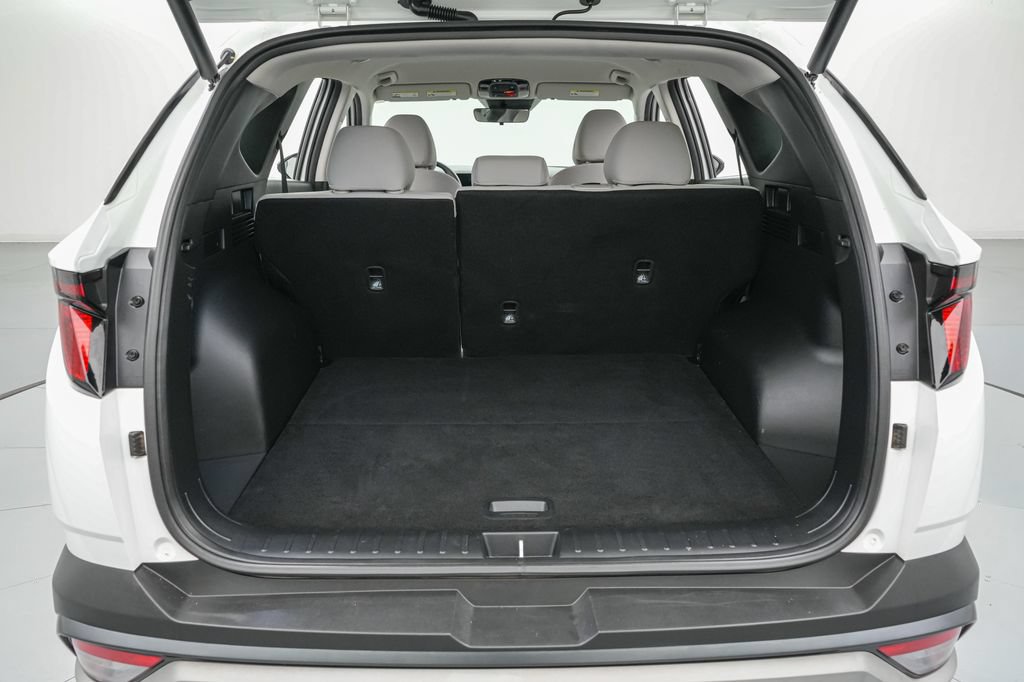 Used 2025 Hyundai Tucson SEL AWD/4WD image 19