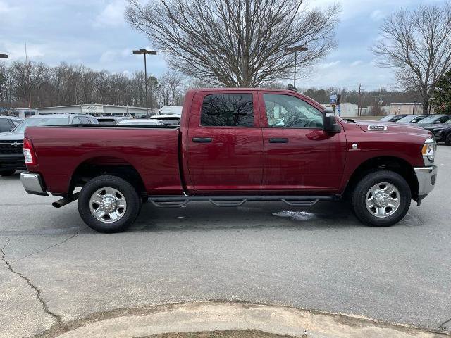 Used 2024 RAM 3500 Tradesman w/ Chrome Appearance Group AWD/4WD image 8