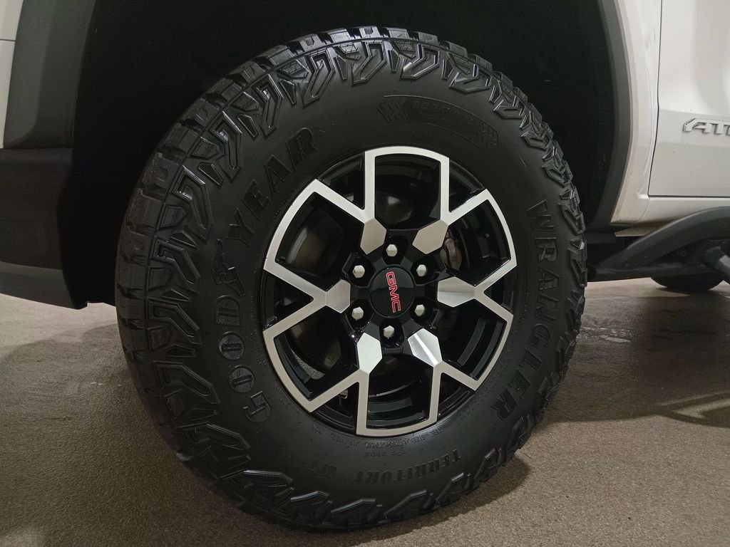 Used 2023 GMC Canyon AT4X AWD/4WD image 12